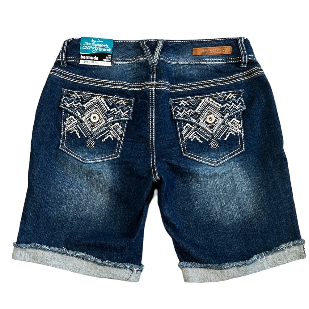 Ariya Jeans Women's Embroidered‎ Embellished Curvy Bermuda Jean Shorts 9/10 NEW